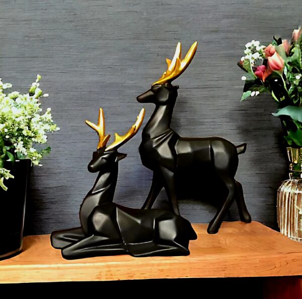 Elegant White Deer Figurines, Set of 2 (25*20) cm - Image 2