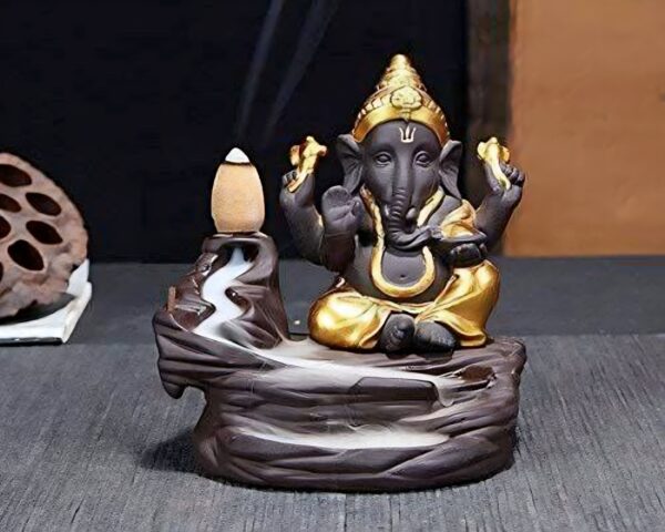 Ganesh Ji Smoke Fountain-Divine Aura with Serene Flow