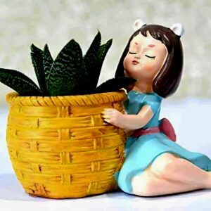 Handcrafted Girl Hugging Basket Planter (9cm*8cm)