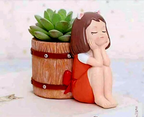 Handcrafted Beautiful Girl with Basket Planter (9cm*8cm)