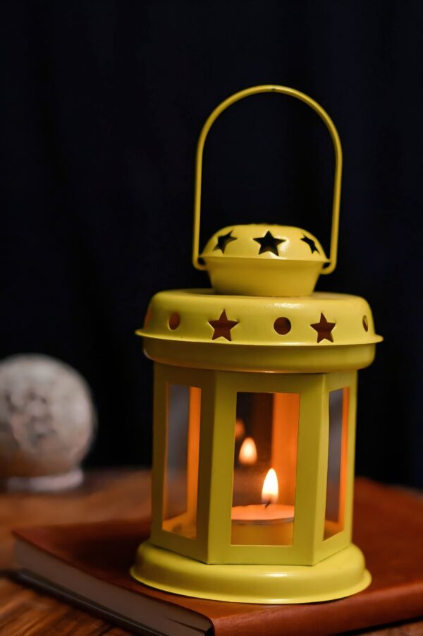 Vibrant Metal Star Lantern – Add a Spark to Your Space! - Image 2