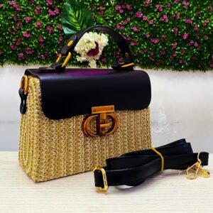 Chic Woven Handcrafted Jute Handbag Easy to Carry